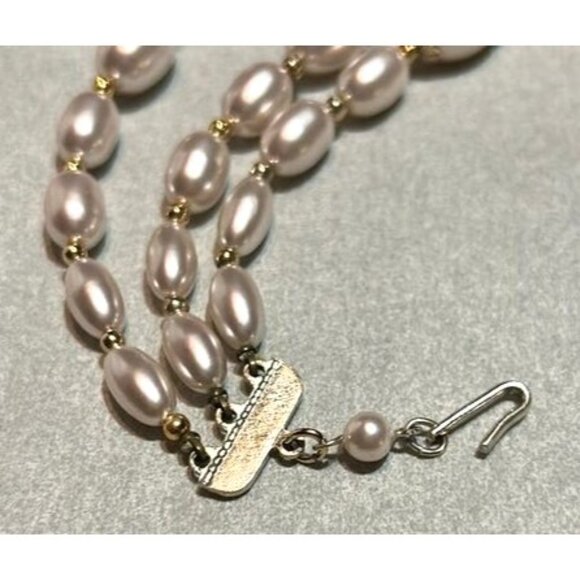 Vintage Napier Triple Strand Faux Pearl Necklace Gold-Tone Accents Elegant Jewel - Picture 6 of 6